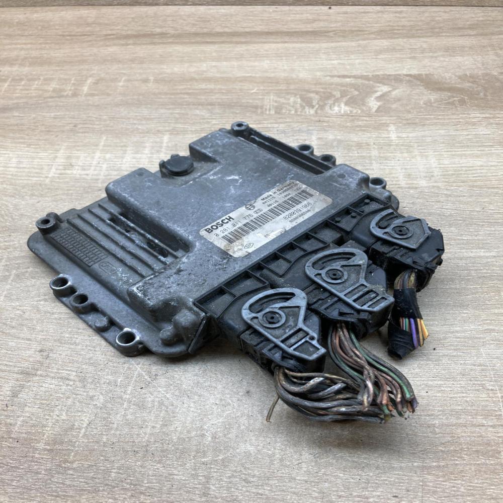 8200391966 0281011776  Engine control unit/module ECU Renault Megane II