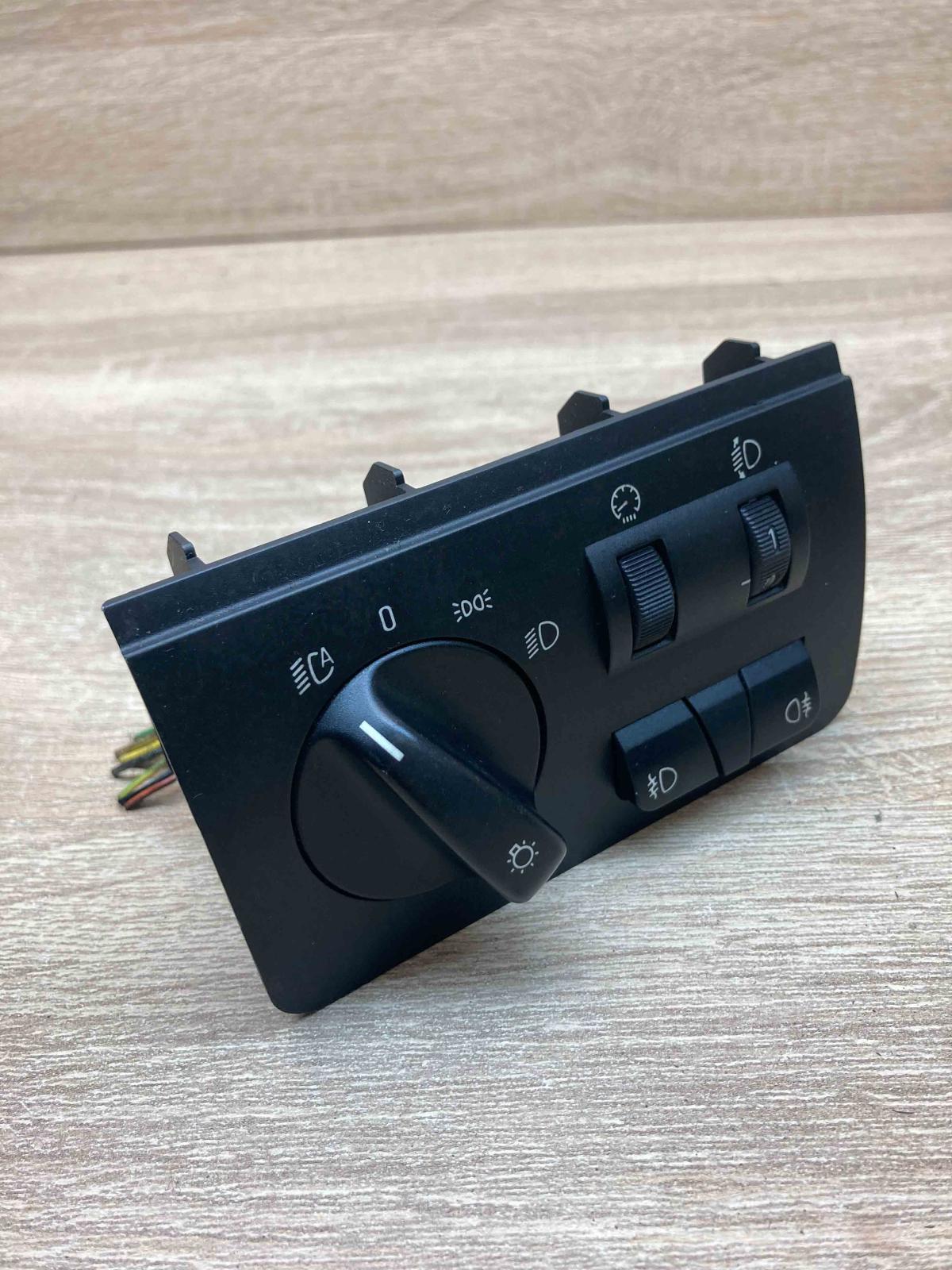 6909776  With Plug Light switch BMW X5 E53