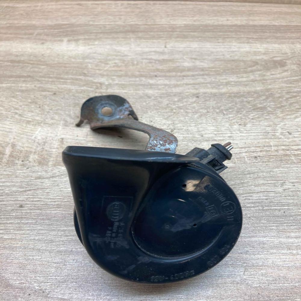 3C0951221  400Hz Horn signal Volkswagen PASSAT B6