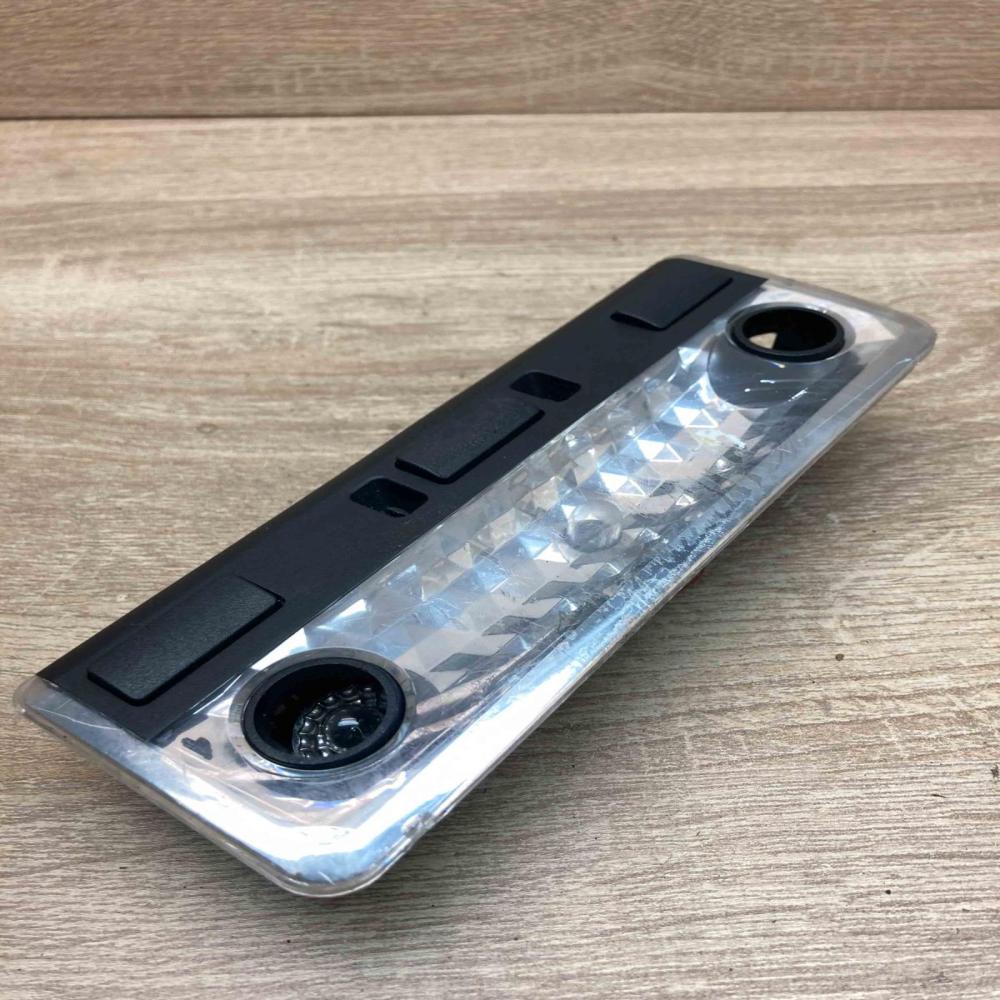 8364929   Front seat light BMW 3 E46