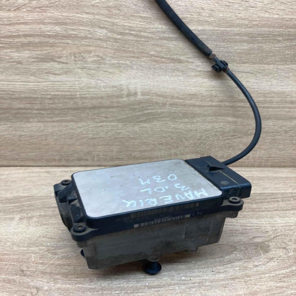 YL8F 9C735 EE YL8F 9C734 EE  Cruise control unit/module Mazda Tribute