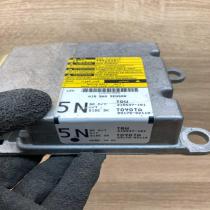 89170 02110 215537 101 With Plug Airbag control unit/module Toyota Auris 150