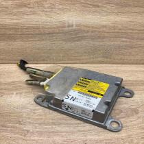 89170 02110 215537 101 With Plug Airbag control unit/module Toyota Auris 150