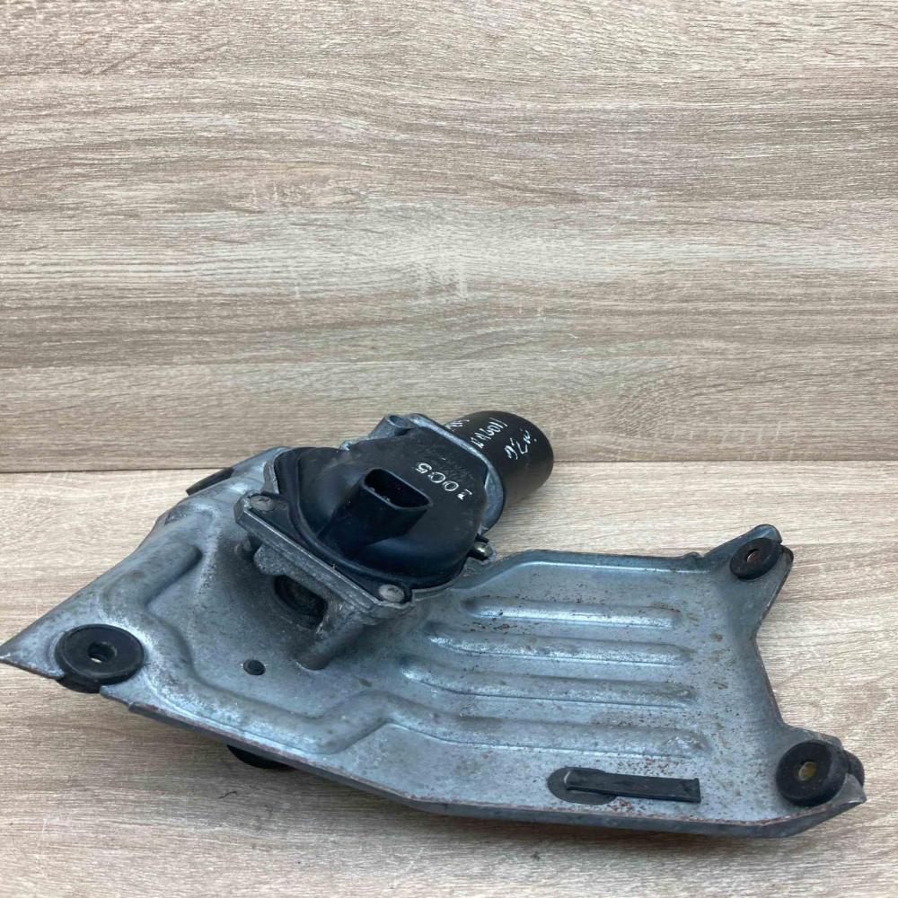 MR441186 VM 71235 2S RH Front door window regulator motor Mitsubishi Space Star