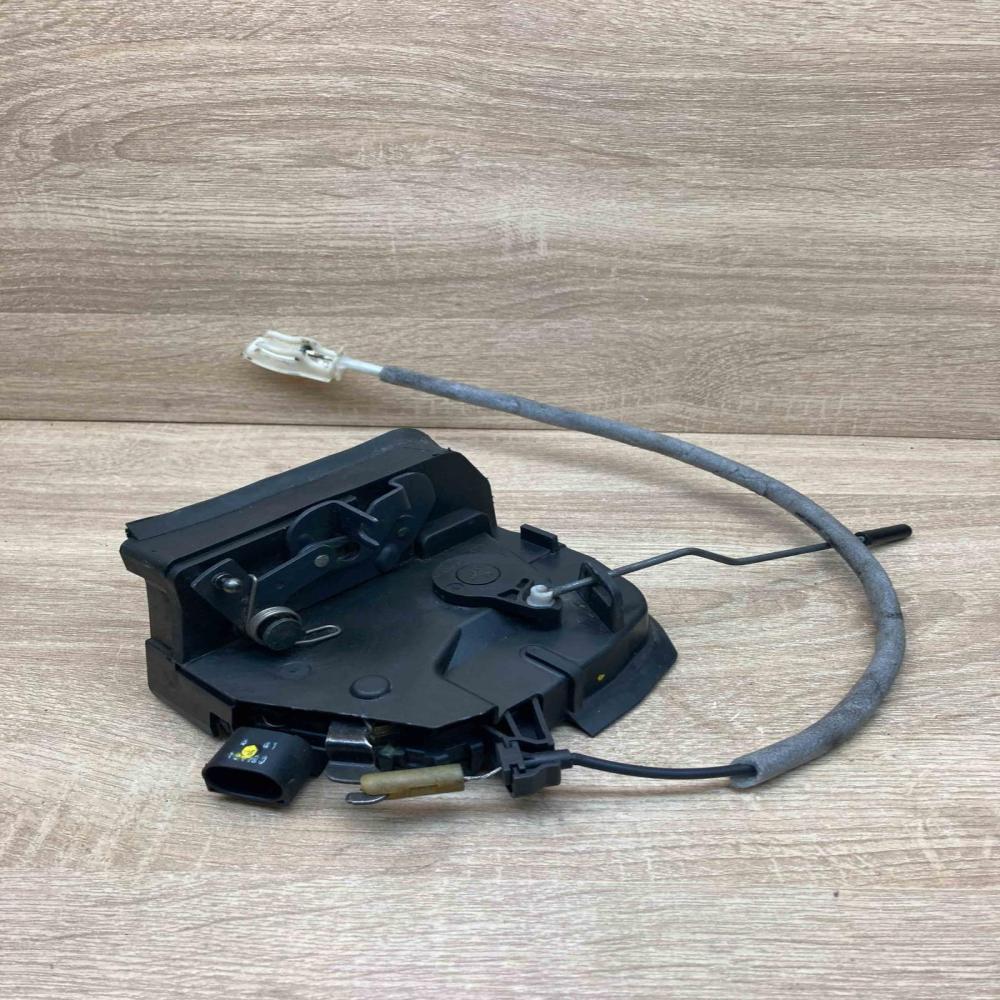 8402602 0H0235  Rear door lock BMW X5 E53