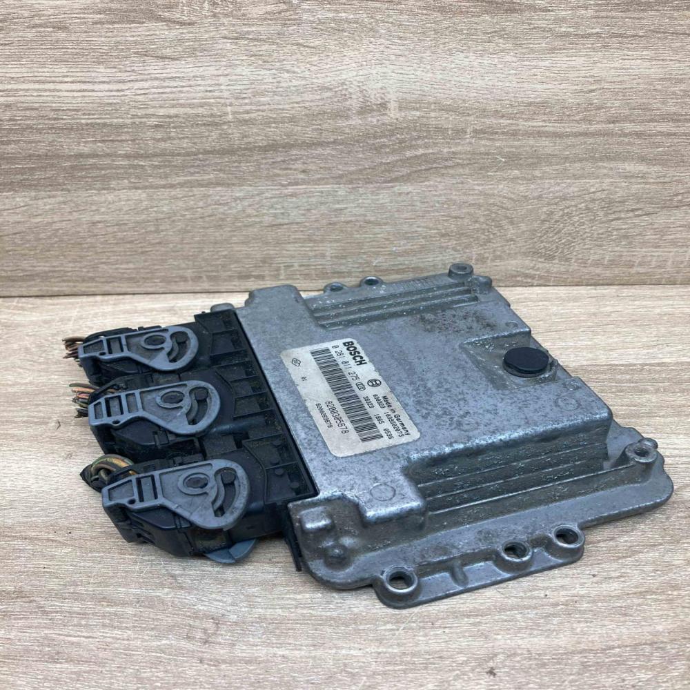 8200305678 0281011275 With Plug Engine control unit/module ECU Renault Scenic II