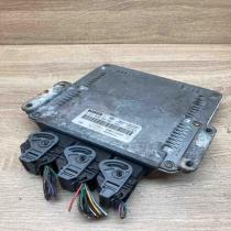 8200153946 0281010556 With Plug Engine control unit/module ECU Renault Laguna II