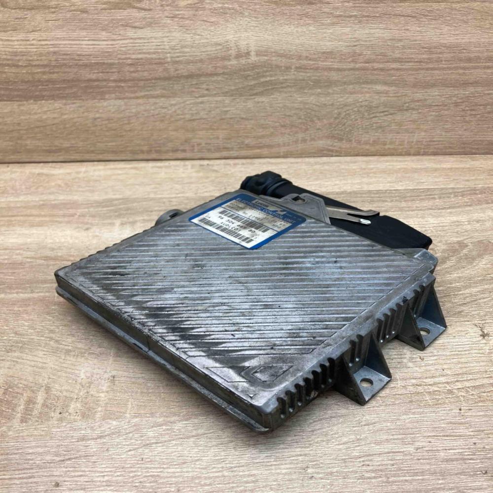9630466980  With Plug Engine control unit/module ECU Peugeot 406