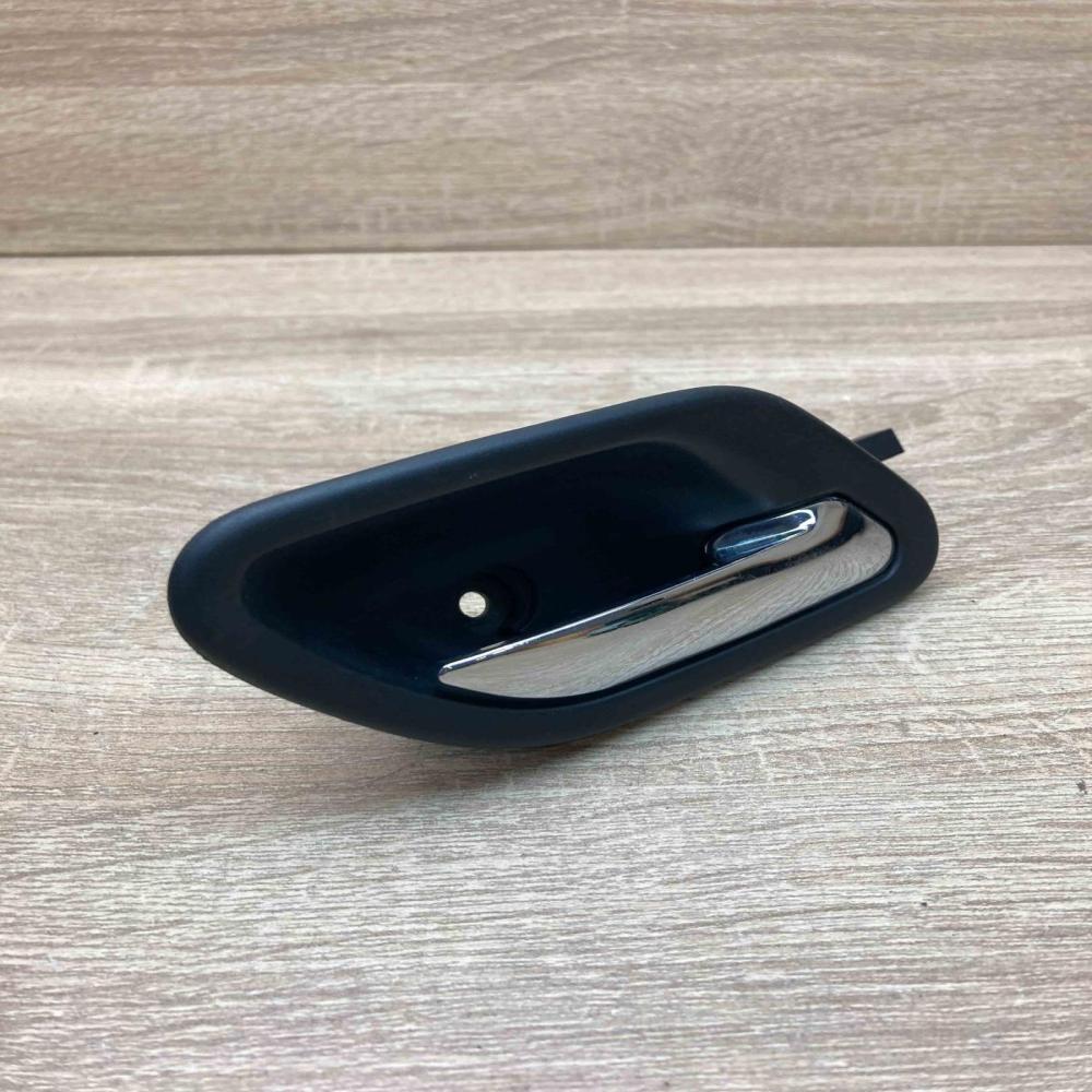 8226050   Front door interior handle BMW 5 E39