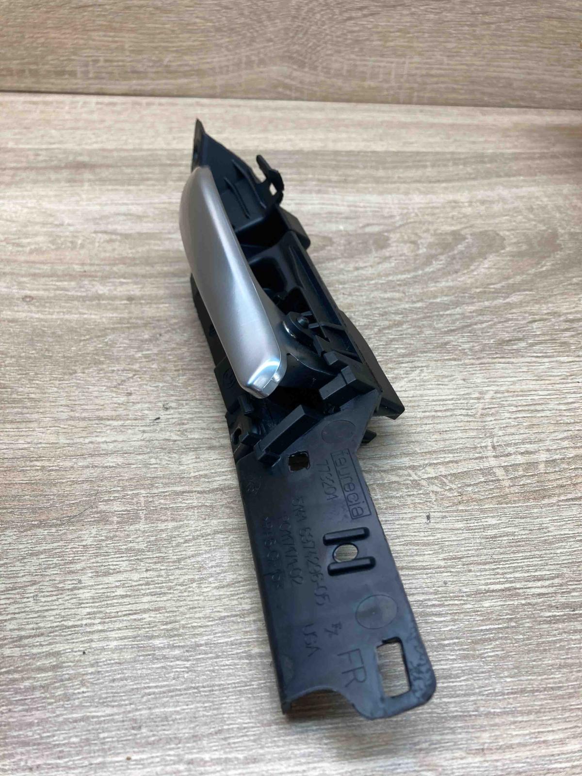 6974296 0117171 02 773201 Front door interior handle BMW X5 E70