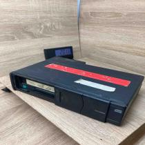 6913388  With Magazine CD/DVD changer BMW X5 E53