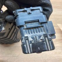 R2113 001   Fuse module Ford Transit