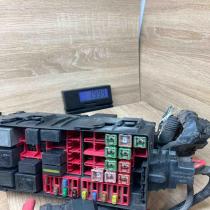 R2113 001   Fuse module Ford Transit