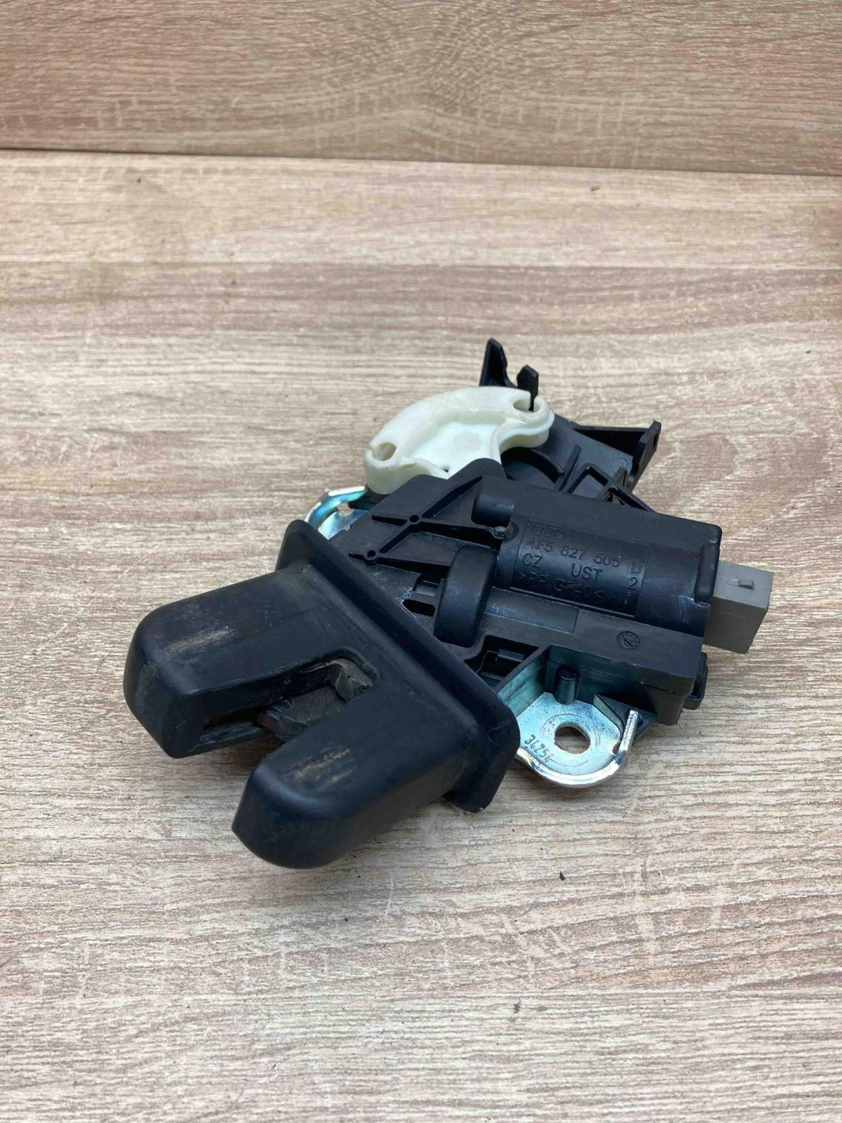 4F5827505D   Tailgate/trunk/boot lock/catch/latch Audi A6 S6 C6 4F