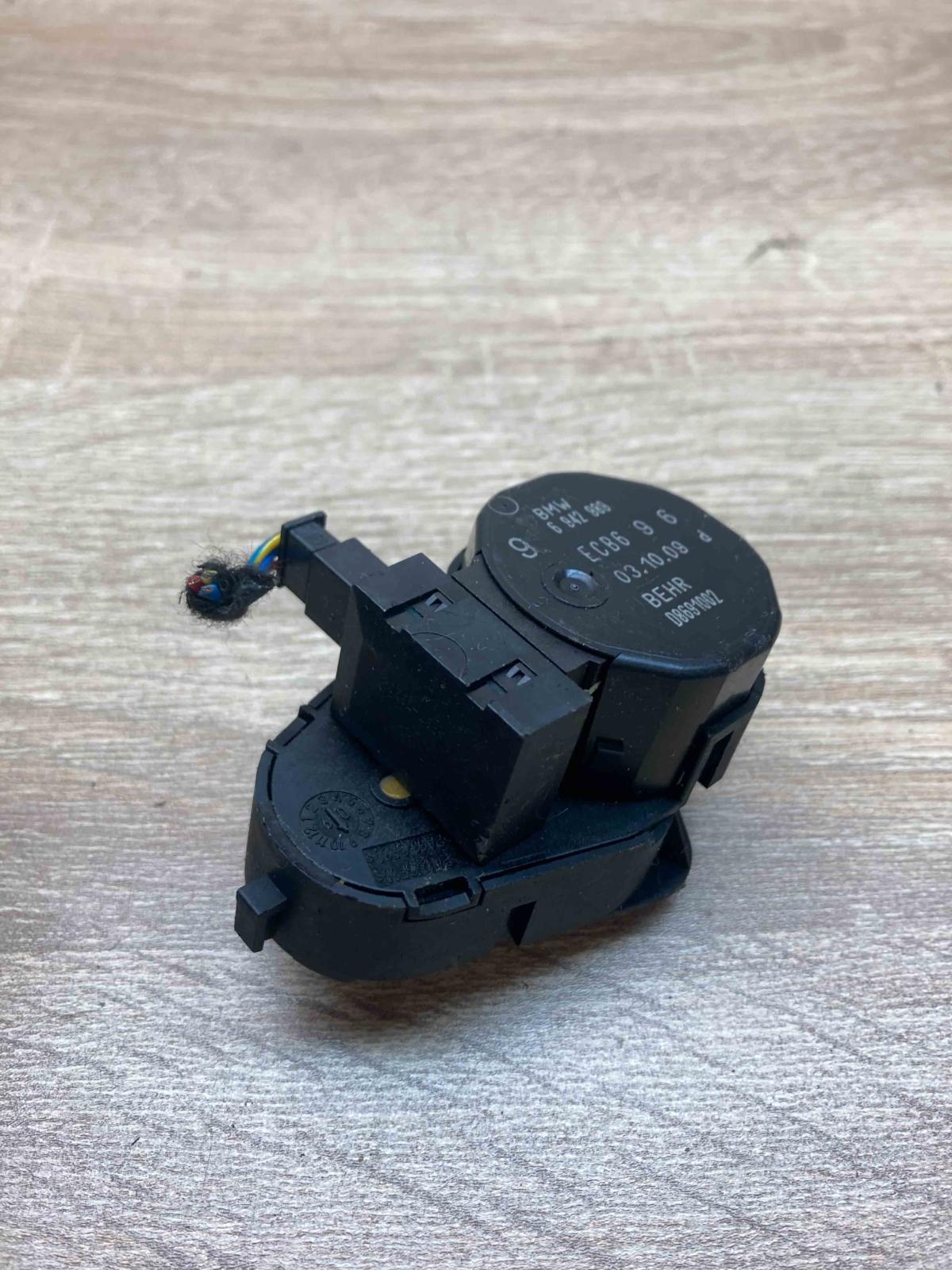 6942989 ECB696 With Plug Air flap motor/actuator BMW 5 E60 E61