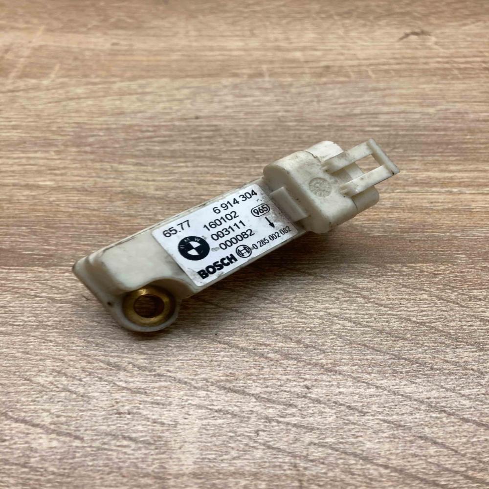 6914304 0285002082  Airbag deployment crash/impact sensor Mini One - Cooper R50