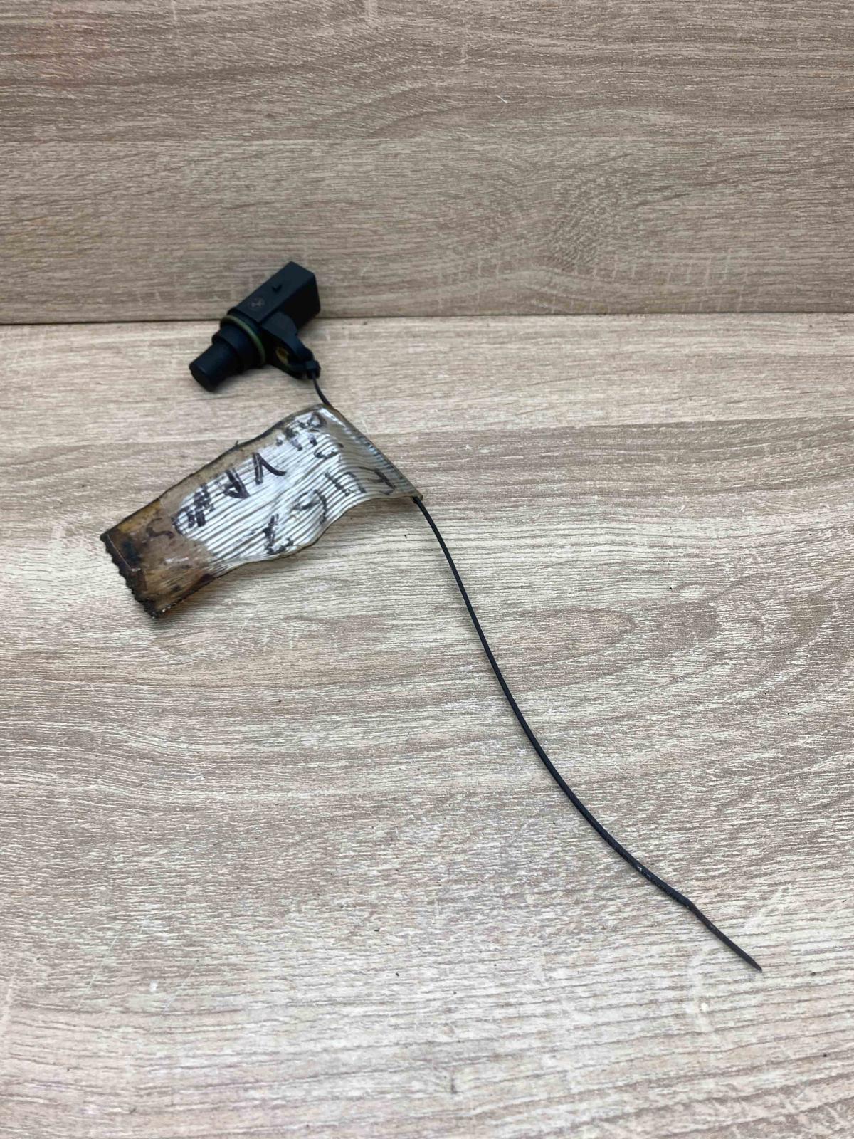 1438082 602137  Camshaft position sensor BMW X3 E83