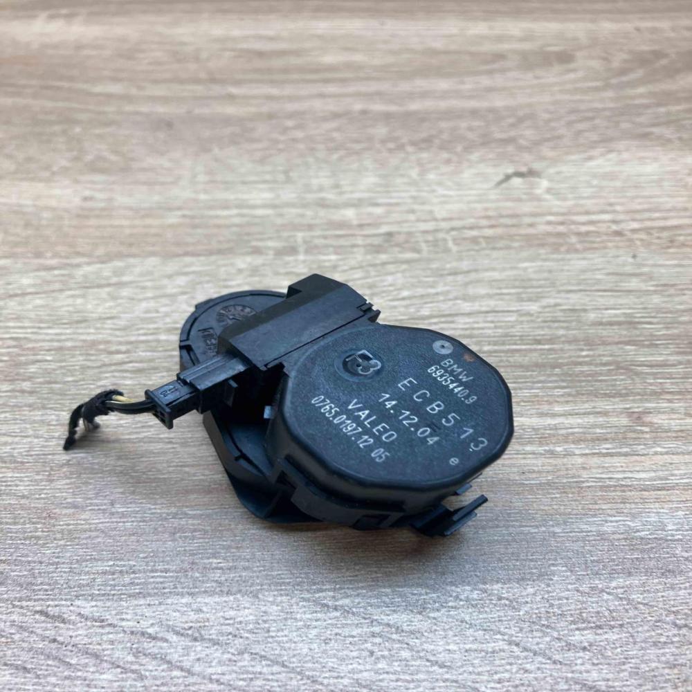 6935440 ECB513 With Plug Air flap motor/actuator BMW 5 E39