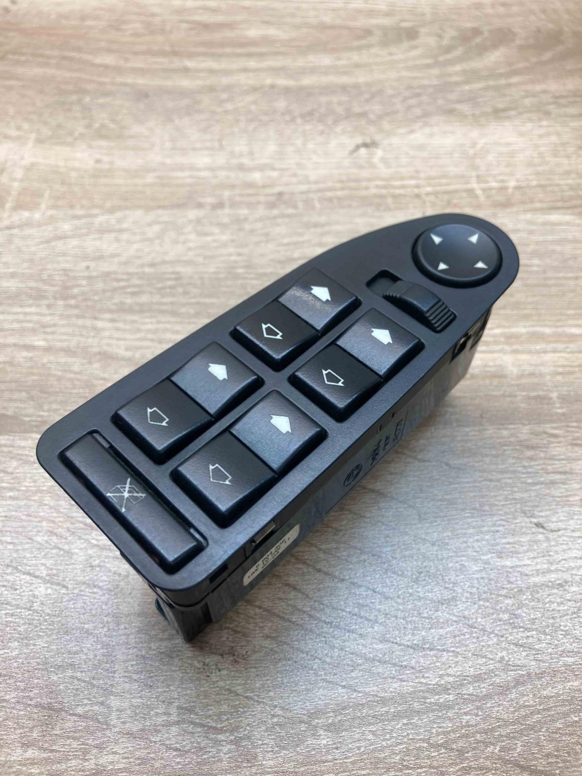 6904306   Electric window control switch BMW 5 E39