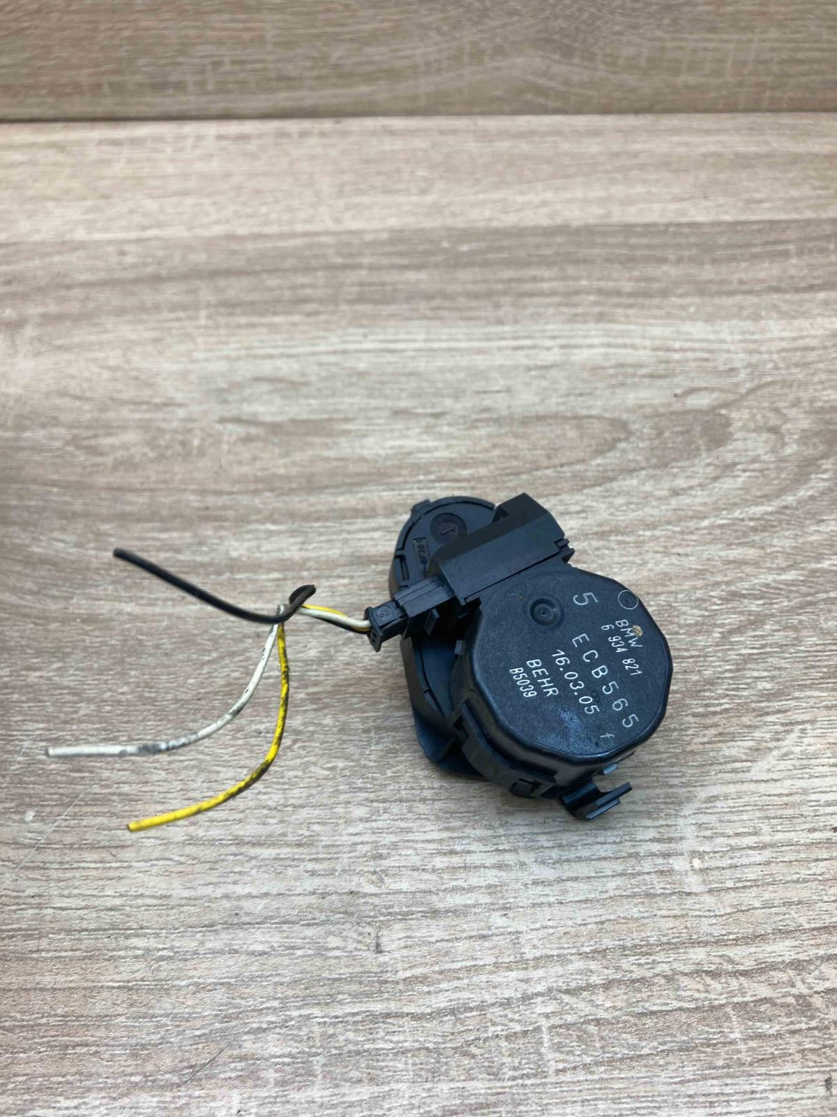 6934821 ECB565 With Plug Air flap motor/actuator BMW 3 E46