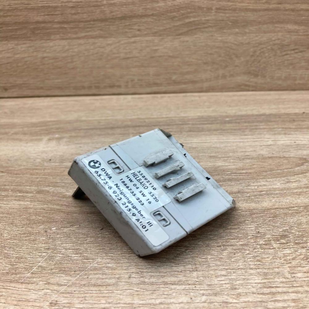 6923215 55892110  Alarm control unit/module BMW 5 E39