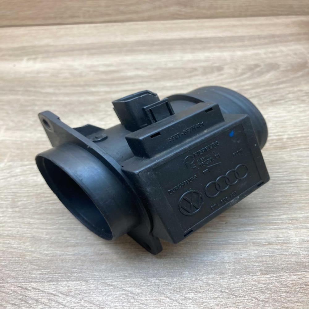 074906461   Mass air flow meter Volkswagen Golf IV