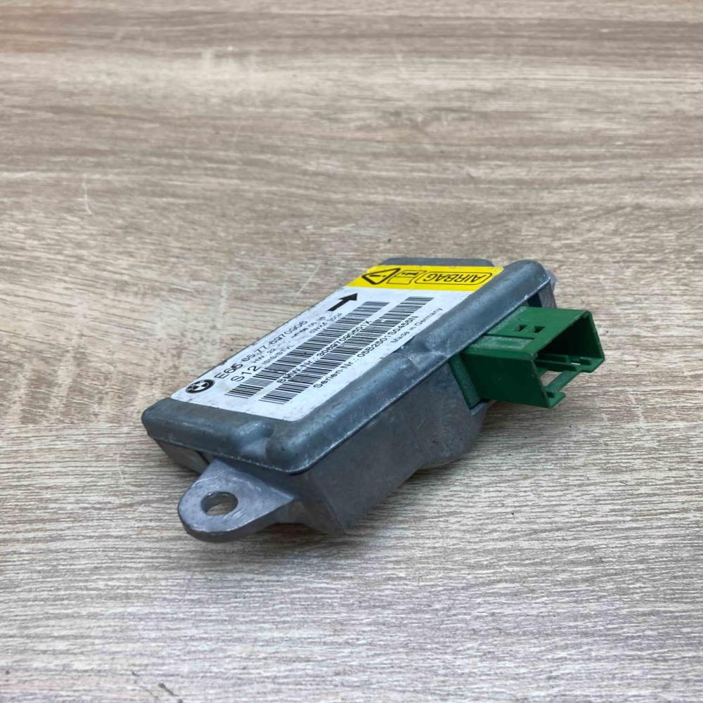 6970906   Airbag deployment crash/impact sensor BMW 7 E65 E66