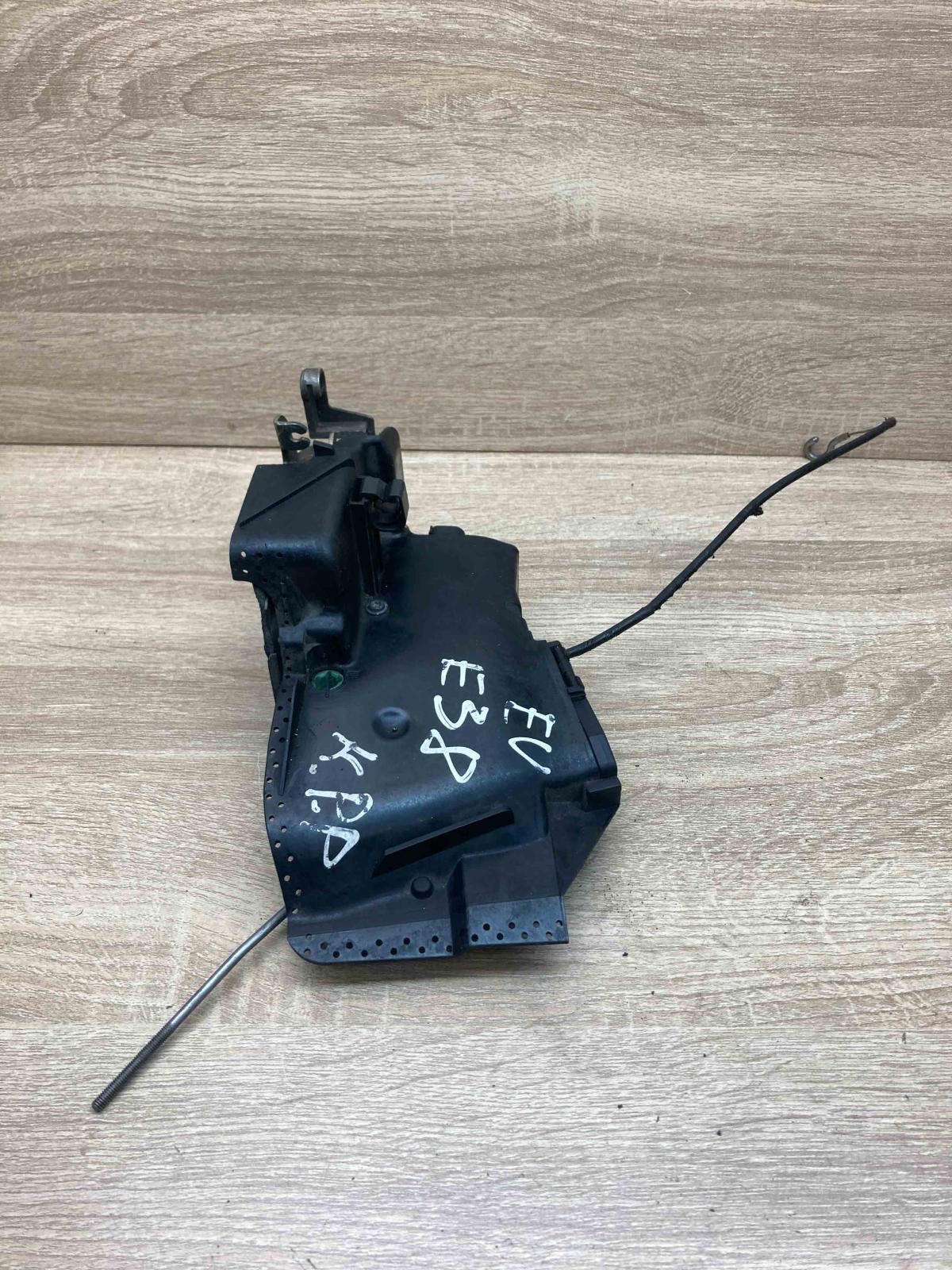8352165 8235111  Rear door lock BMW 5 E39