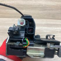 8352165 8235111  Rear door lock BMW 5 E39