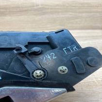 242FTR  Front RH Front door lock BMW 3 E46