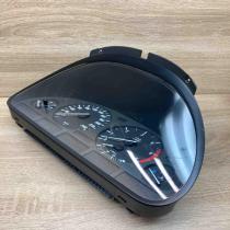 6907018 110008735  Speedometer (instrument cluster) BMW 5 E39