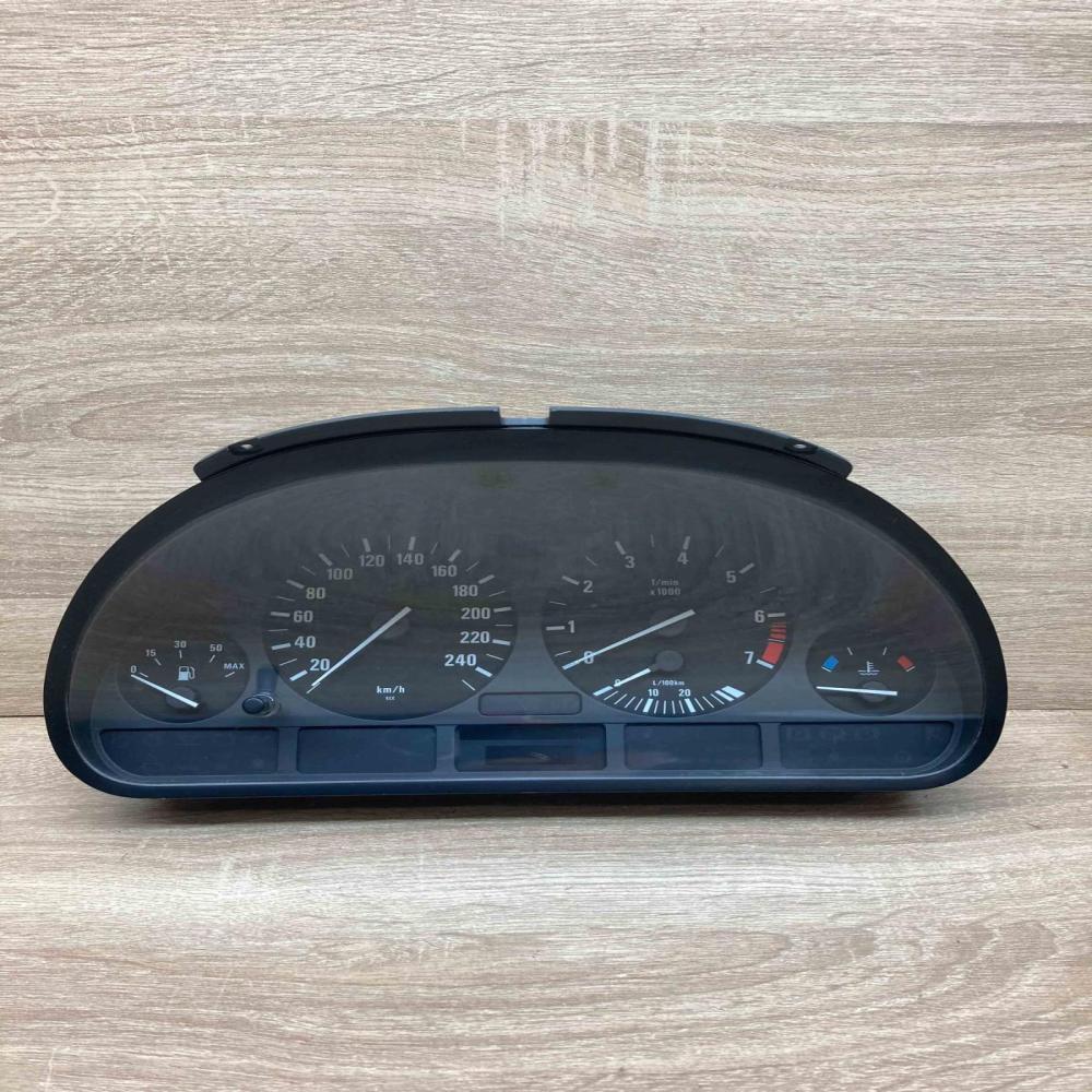 8375900 110008735  Speedometer (instrument cluster) BMW 5 E39