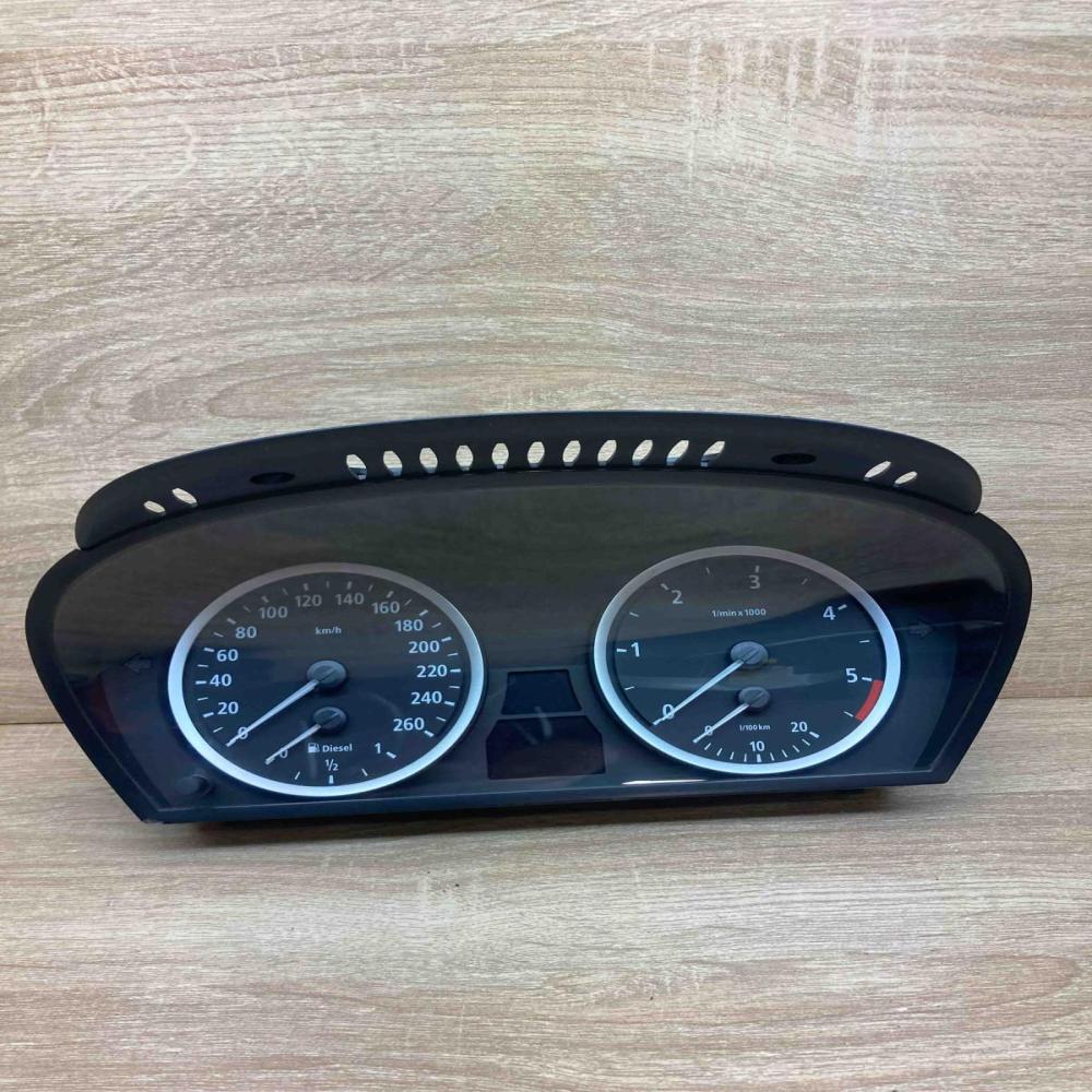 6937618 110080213  Speedometer (instrument cluster) BMW 5 E60 E61