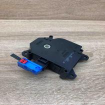 113800 2810  With Plug Air flap motor/actuator Toyota Verso