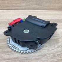 113800 2800  With Plug Air flap motor/actuator Toyota Avensis T270