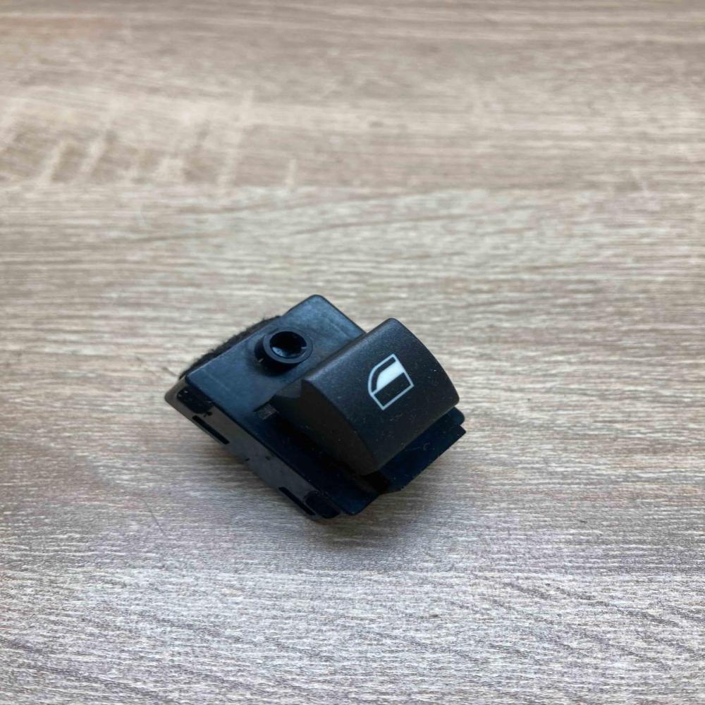 8379597   Electric window control switch BMW 7 E65 E66