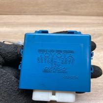 85970 12020 051500 4070  Door central lock control unit/module Toyota Auris 150