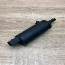 8377613   Windscreen/windshield washer pump BMW 5 E39