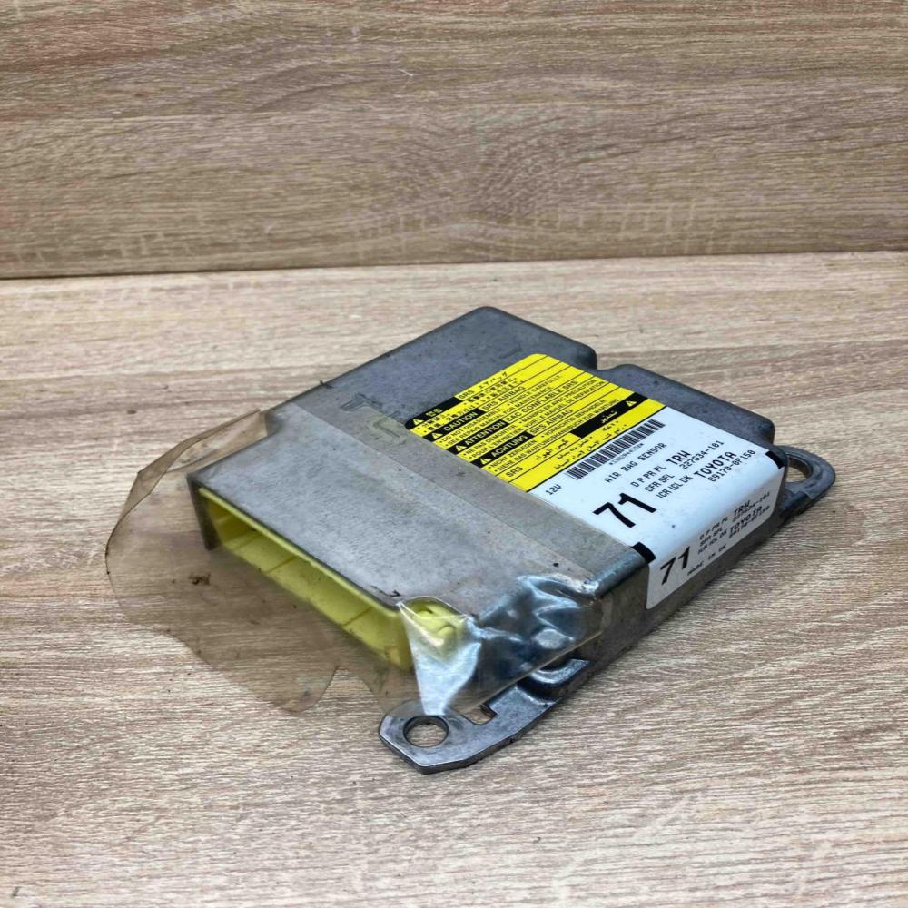 89170 0F150 227634 101  Airbag control unit/module Toyota Verso
