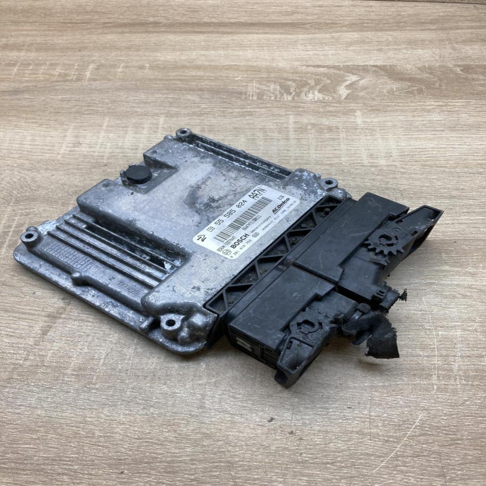 55585024 0281018769 AA7N Engine control unit/module ECU Opel Insignia A