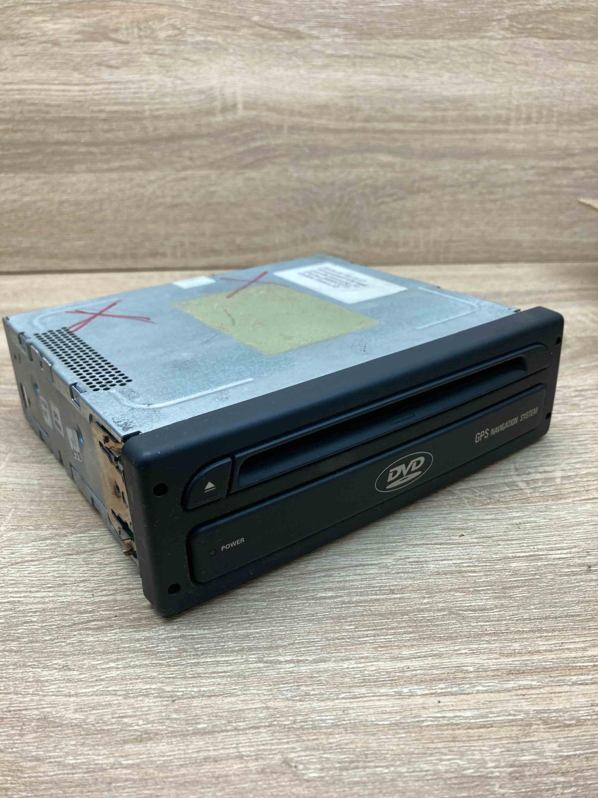 BMWNRR200 02 0123456789  Navigation unit CD/DVD player BMW 3 E46