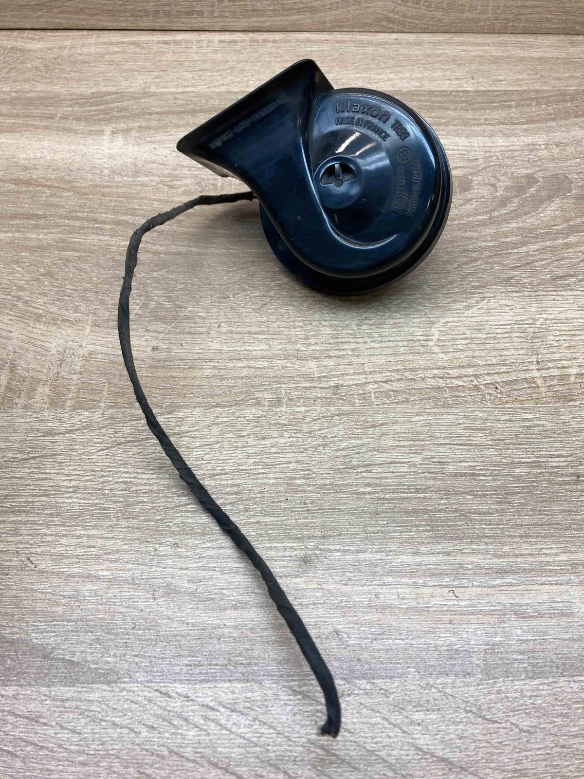 6935988  With Plug Horn signal BMW 5 E60 E61
