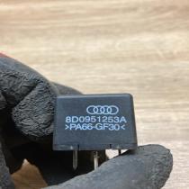 8D0951253A  373 Other relay Audi A3 S3 8P