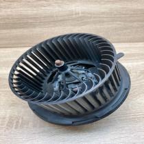 1K1819015 41406329E  Heater fan/blower Volkswagen Golf V