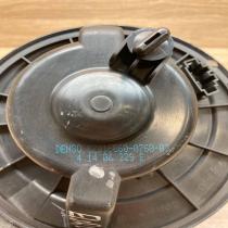 1K1819015 41406329E  Heater fan/blower Volkswagen Golf V