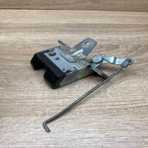 09130569   Tailgate/trunk/boot lock/catch/latch Opel Astra G