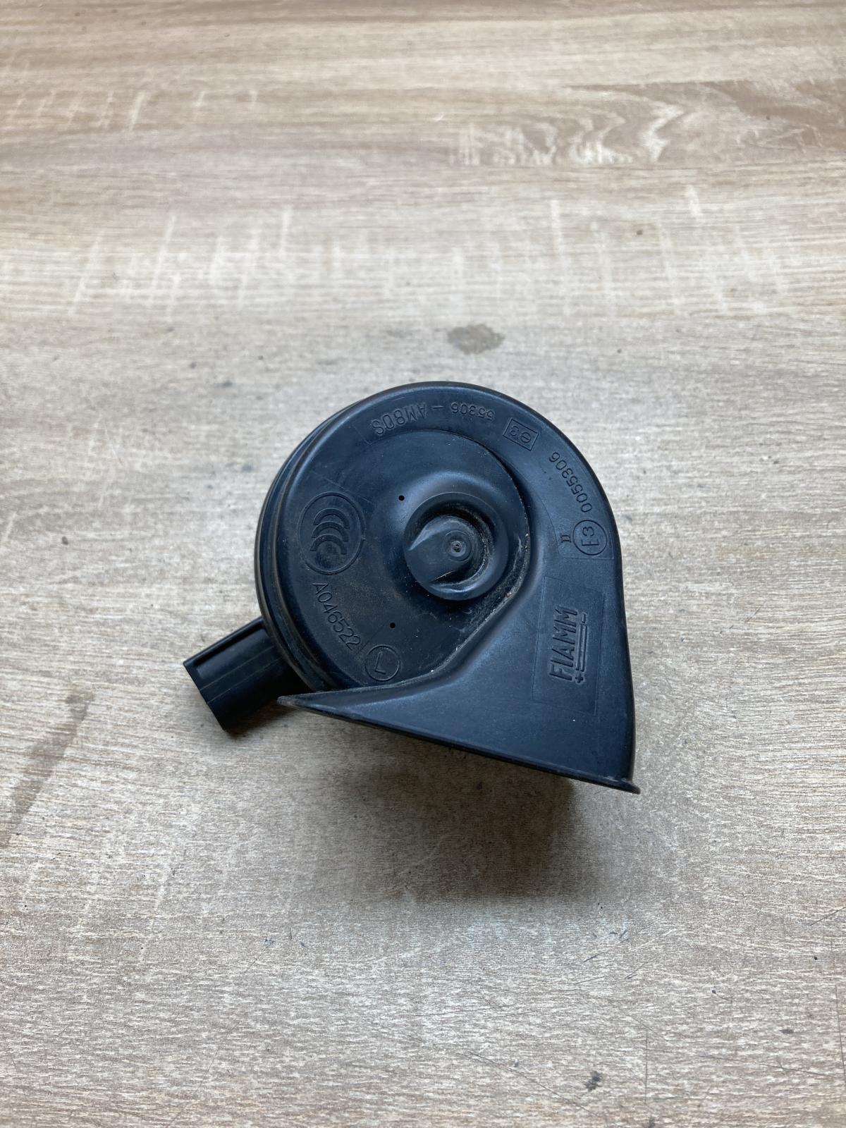 3C0951221E 0055306 AM80S Horn signal Volkswagen PASSAT B6