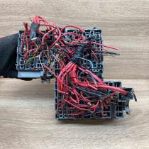 09115142 ZF48 2  Fuse module Opel Corsa C
