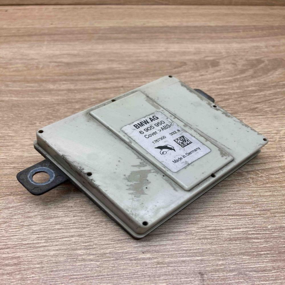 6905950 1767300  Aerial antenna amplifier BMW X5 E53