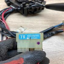 83111FA72 178125  Wiper turn signal indicator stalk/switch Subaru Legacy